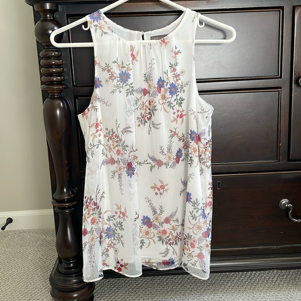 Vince Camuto Floral Top